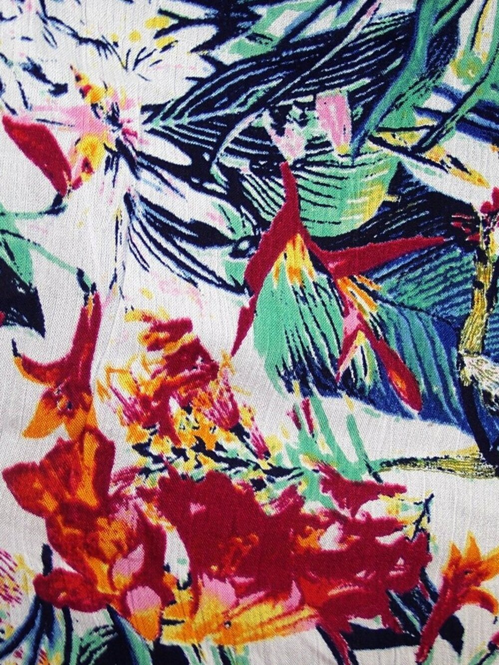 NEW Roaman's Angelina Tunic 22W Tropical Print Cold Shoulder Crinkle Crepe Top - Picture 10 of 15
